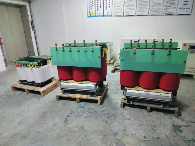 阿荣KS11-1000KVA矿用变压器